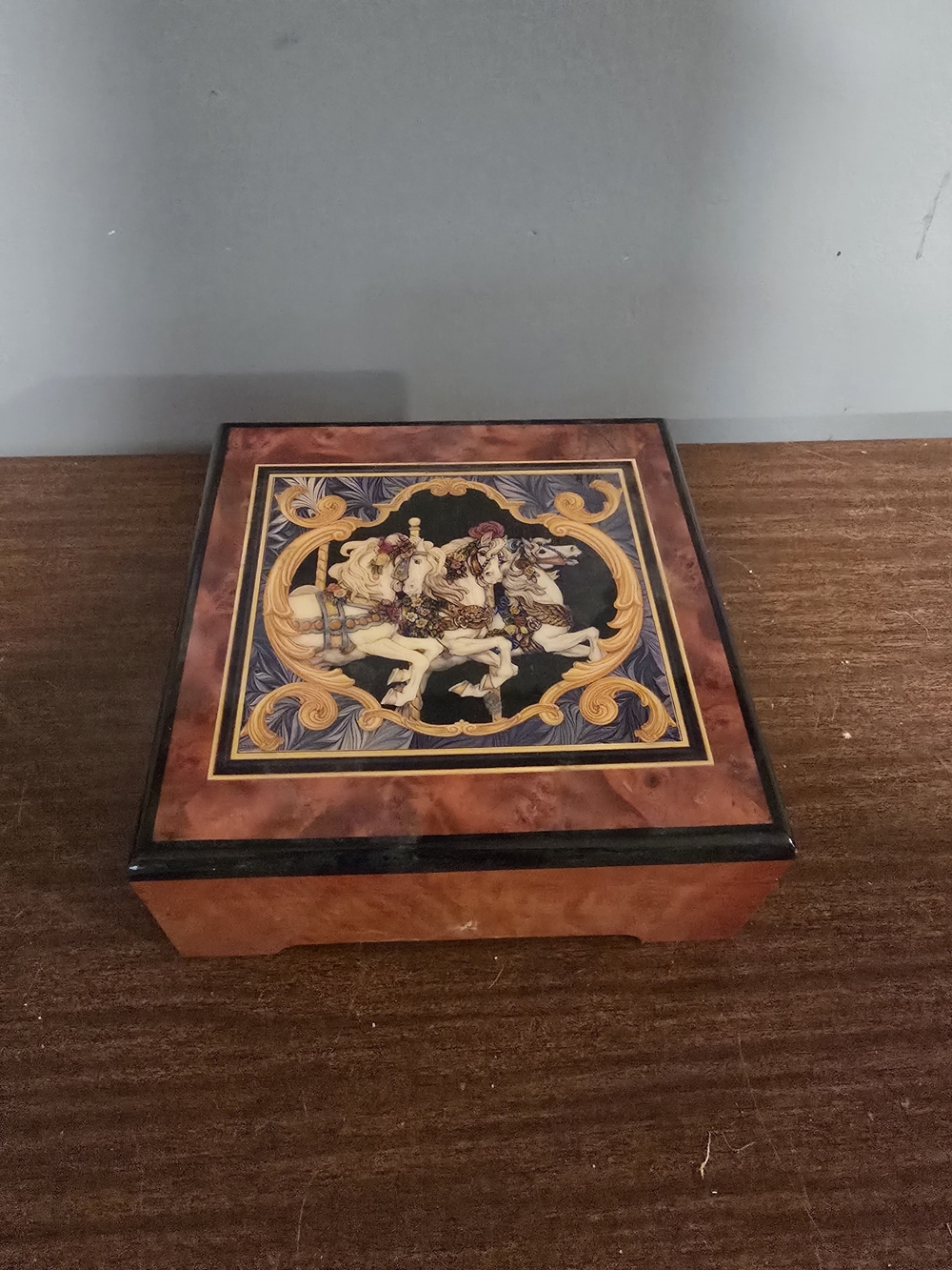 San Francisco Music Box Carousel Horse Musical Jewelry Box